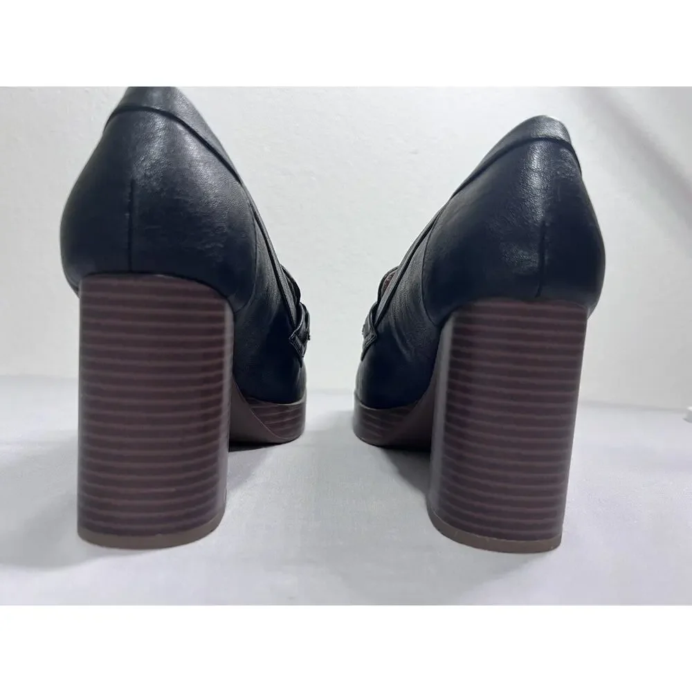 White Mountain Shoe Women 8 Black Loafer Heel Y2K 90s Chain Accent Dark Academia